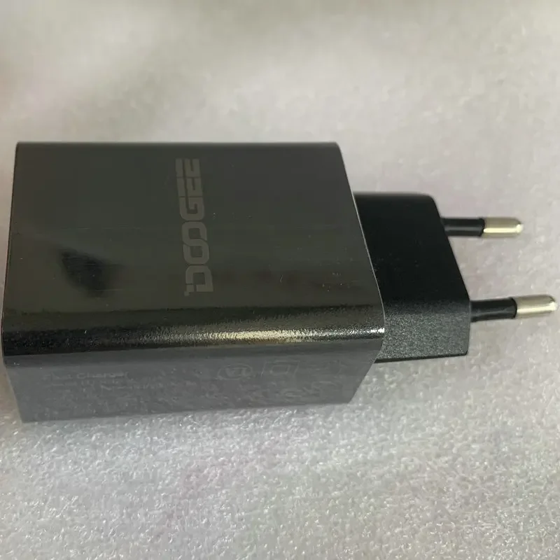 محول طاقة لـ doogee v20 pro v1 - مراجعة Doogee Tablet Accessories وسعره
