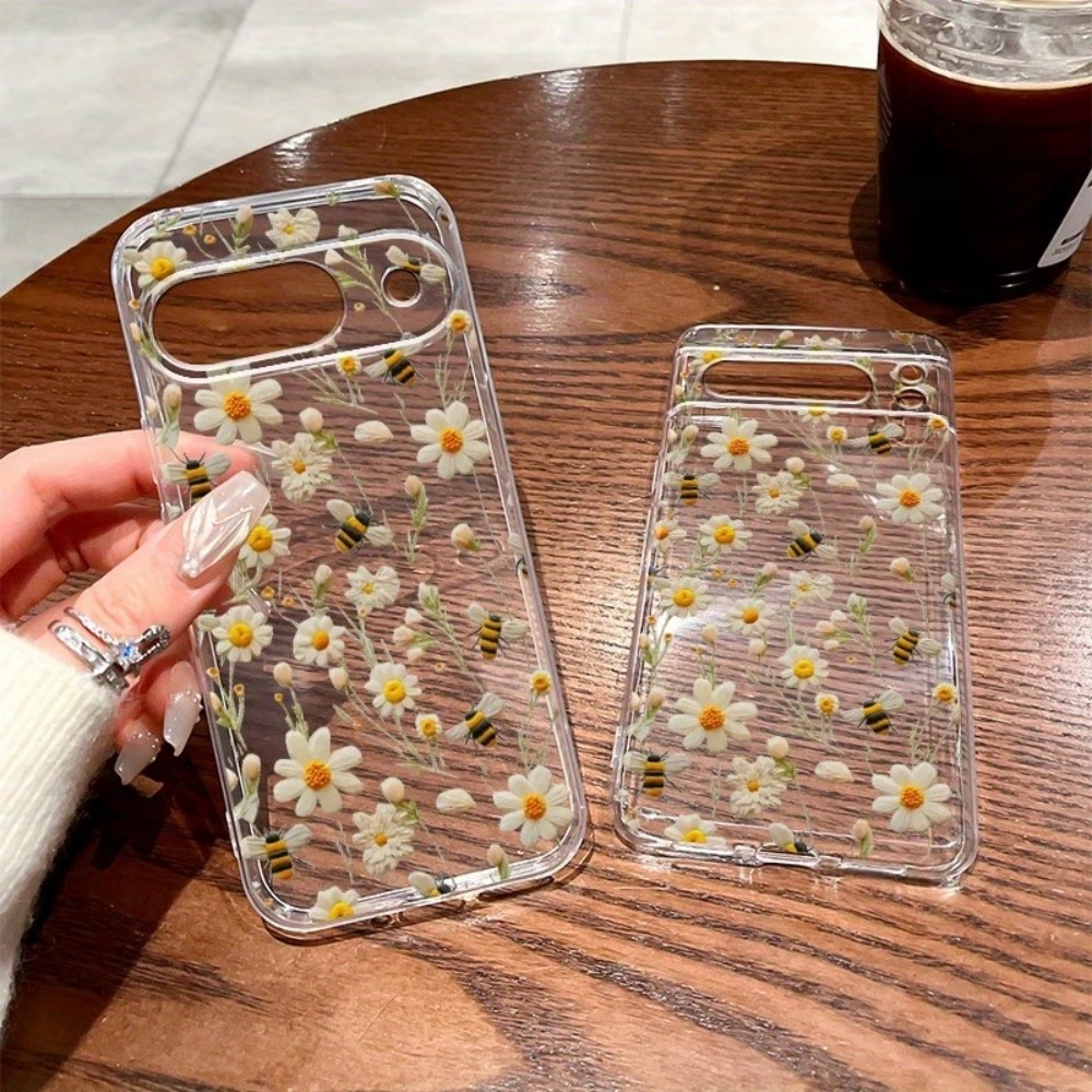 غطاء هاتف شفاف ناعم بنمط نحلة  - مراجعة Google Pixel 9 وسعره